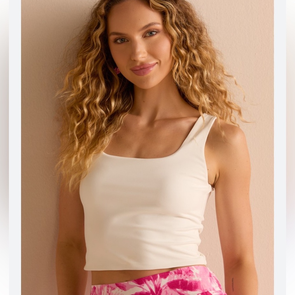 FRANCESCA’S TOP - Picture 2 of 8